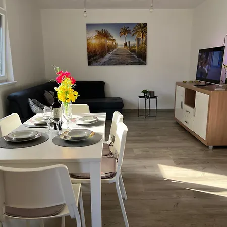 Apartment Lily