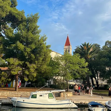 Apartament Lily Trogir